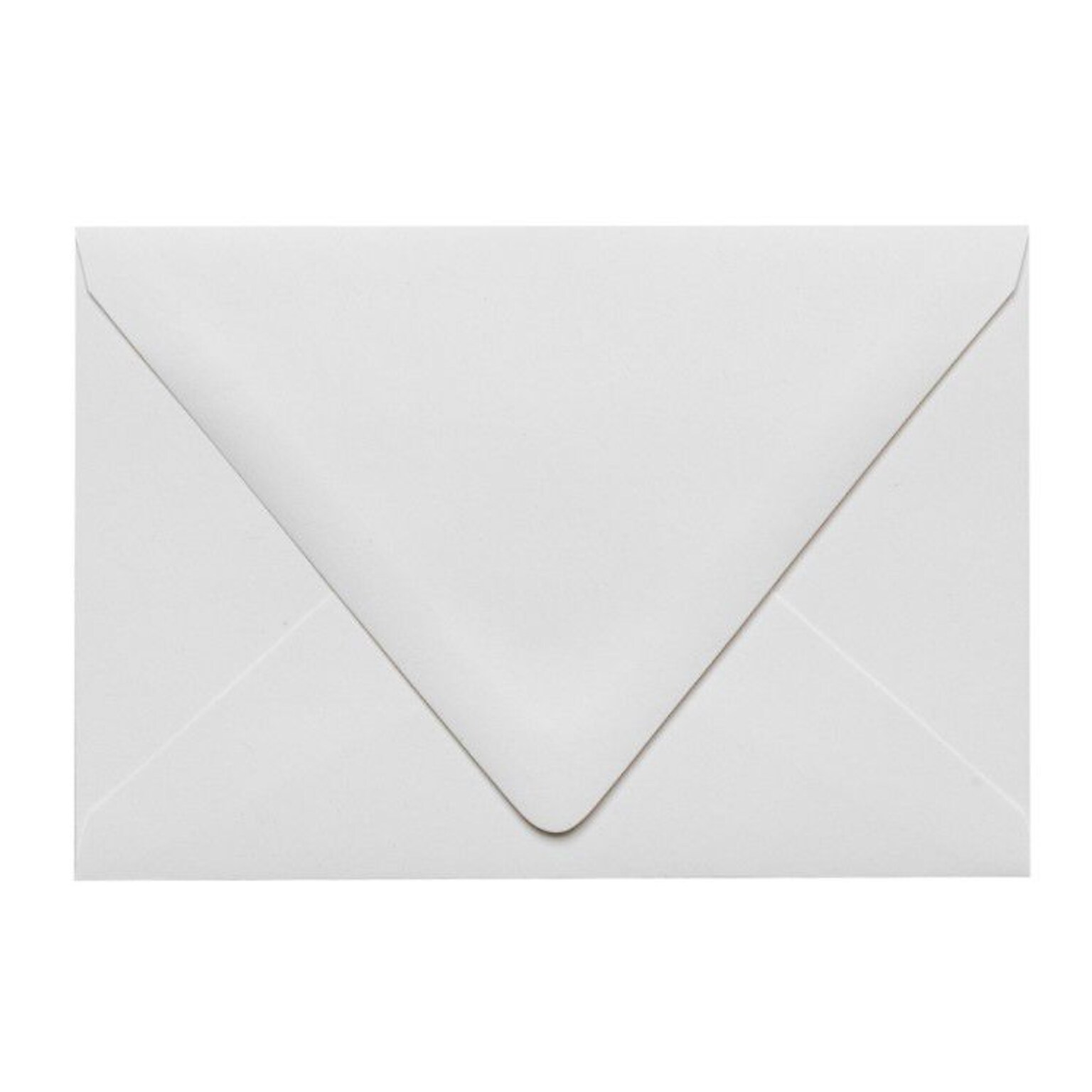 LUX A4 Contour Flap Envelopes (4 1/4 x 6 1/4) 1000/Box, White - 100% Recycled (1872-WPC-1000)