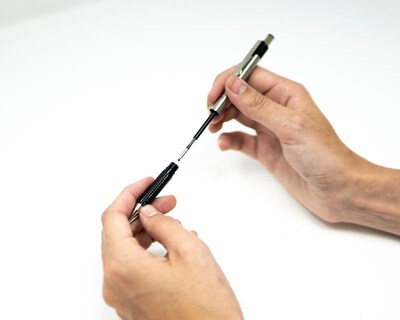 Zebra F-301 Retractable Ballpoint Pen, Fine Point, 0.7mm, Blue Ink, 2 Pack (27122)