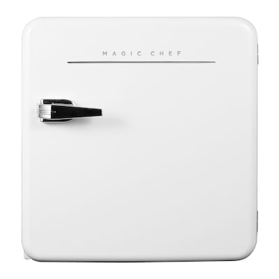 Magic Chef MCR16CHW 1.6-Cu. Ft. Retro Mini Fridge with Manual Defrost, White
