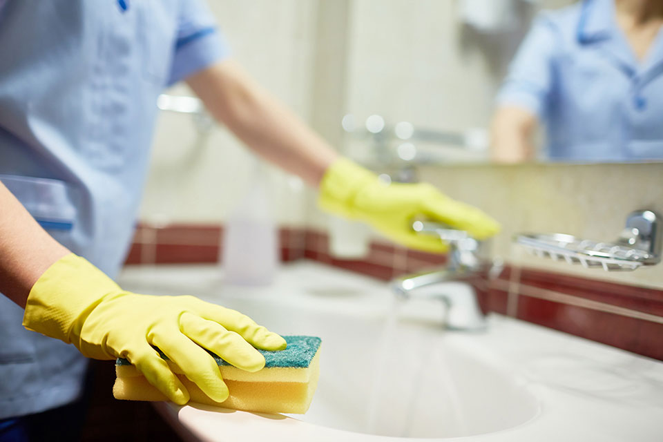Bathroom cleaning tips