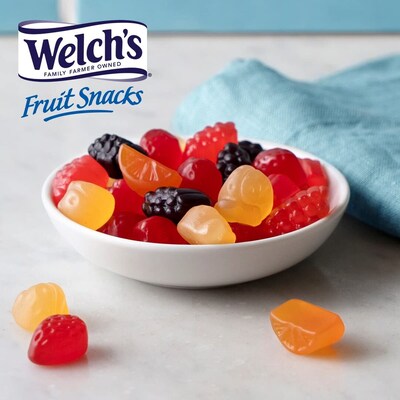 Welch's Gluten Free Mixed Fruit Snacks Gummies, 0.8 oz., 66/Box (PIM68868)