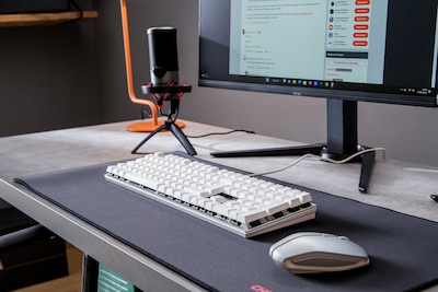 Cherry KC 200 MX Wired Mechanical Keyboard, White/Silver, G80-3950LHBUS-1