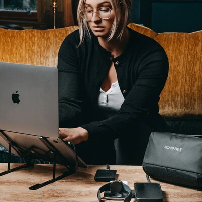 Scapade AirStand Pro Adjustable Travel Stand for Laptops, Black (S-FOLS2)