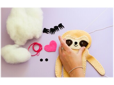 Art 101 Crafts Sew Your Own Stuffed Sloth (40008MB)