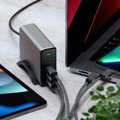 165W USB-C 4-Port PD GaN Charger - US
