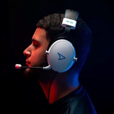 Lexip HP-52 Steelplay Stereo Surround Sound Gaming Headset, White/Blue (JVAMUL00139)
