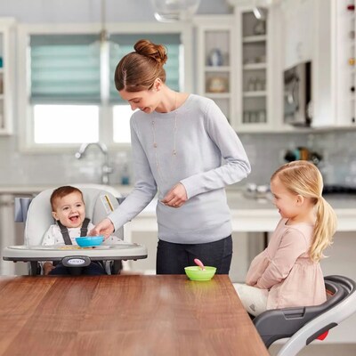 Graco Blossom 6-in-1 Convertible Highchair, Studio (1925913)