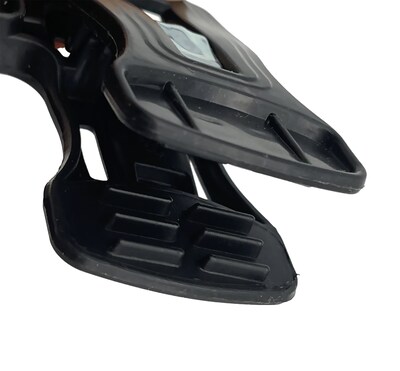 Nahanco 10" Plastic Pinch Grip Skirt/Slack Hanger, Black, 200/Pack (6010B)