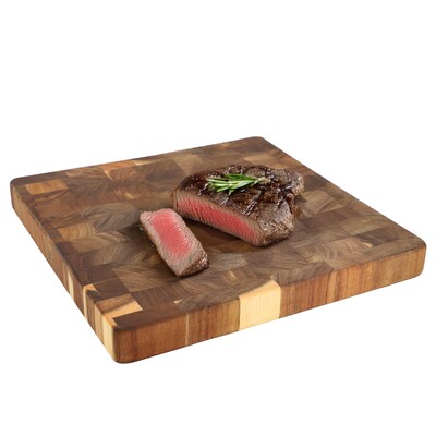 MegaChef 13.75 x 13.75 Acacia Wood Cutting Board (935123378M)