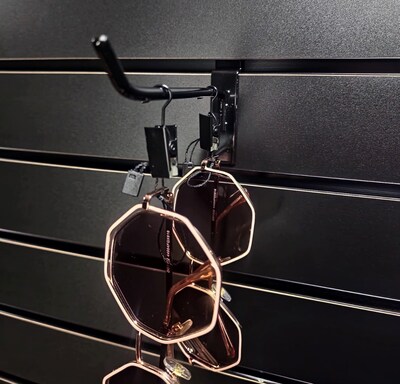 Nahanco Accessory 1.25 Peg Hook, Black, 50/Carton (PHCBLK50)