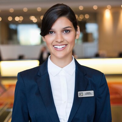 Avery Professional Inkjet Reusable ID Name Badge System, Silver, 1" x 3", 80/Pack (71205)