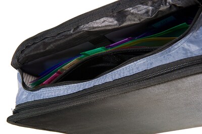 Case It Mighty Zip Tab 3" 3-Ring Zipper Binders, Red (D-146 RED)