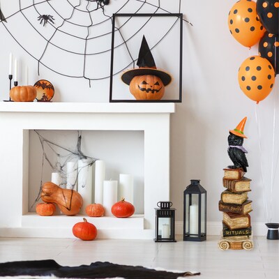 National Tree Company 32 Halloween Owl on Stacked Books (HH75-WP193332Z1)
