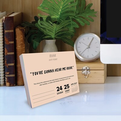 2027 Willow Creek Lyrics to Live By 5.4" x 6.2" Day-to-Day Calendar (63583)