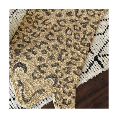 Crane Baby Parker Wool 23" x 36" Leopard Rug, Beige (BC-100RG-1)