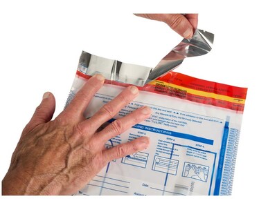 TripLok Series A Deposit Bags, Clear, 100/Pack (585028)