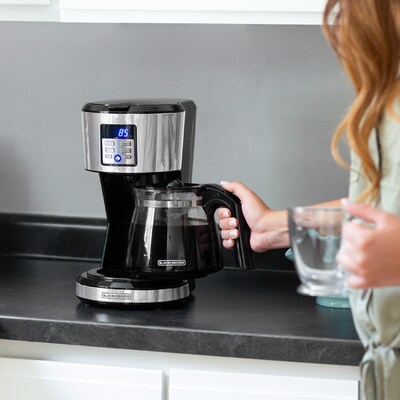 Black & Decker 12-Cups Automatic Drip Coffee Maker (CM1331S)