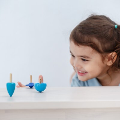 Plan Toys Wooden Mini Spinning Tops, Blue, 4/Pack (PTS4132)