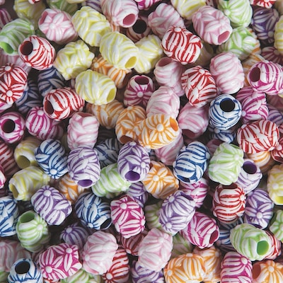 S&S Worldwide Vintage-Look Carved Floral Beads, Assorted Colors, 1lb. Bag (BE1391)