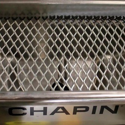 Chapin 100 Lb. Stainless Steel Professional Rock Salt Spreader (82500B)