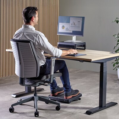 Fellowes Ultimate Tilt Adjustable Footrest, Black/Gray (8067001)