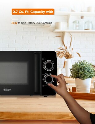 Commercial Chef 0.7 Cu. Ft. Countertop Microwave, Black (CHM7DBD)