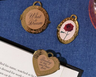 Ban.do Magnetic Locket Bookmark Set