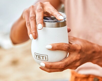 Yeti Rambler® 10 oz Wine Tumbler with Magslider Lid - Navy