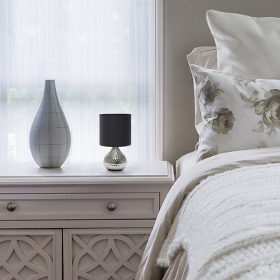Simple Designs Hammered Silver Drip Mini Table Lamp, Black (LT2073-SVB)