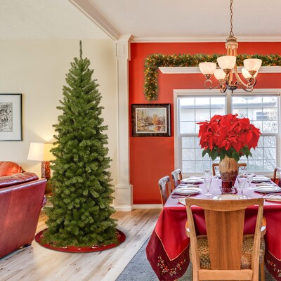 National Tree Company North Valley Spruce Artificial Christmas Tree (NRV7-505-70)