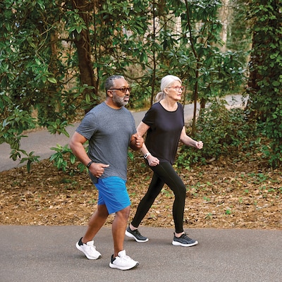 Garmin vívosmart 5 Fitness Tracker, Small/Medium Case, White (010-02645-01)