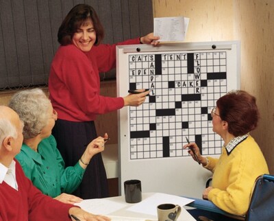 S&S Worldwide Set 1 Puzzle, Giant Crossword Workbook (16525)