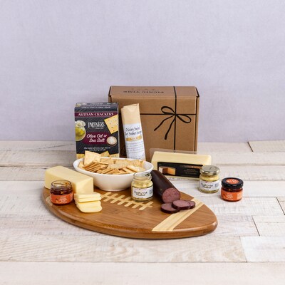 Country Basket Gourmet Gift Set with Gourmet Food Pack