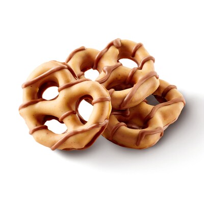 Reese's Dipped Peanut Butter Pretzels, 4.25 oz., 4/Pack (246-00288)