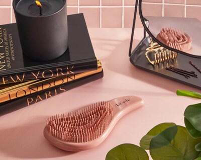 Kitsch Detangling Brush - Terracotta