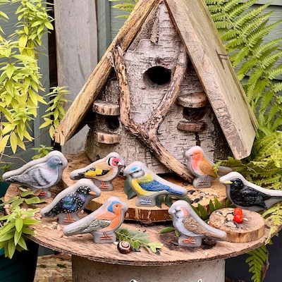 Yellow Door Sensory Play Stones, Birds, Multicolored, 8 Pieces/Set (YUS1219)