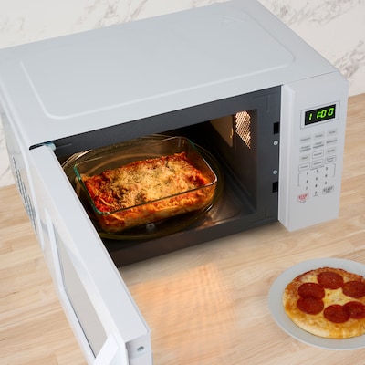Farberware 1.1 cu. ft. Countertop Microwave, White (FMO11WEIWH)