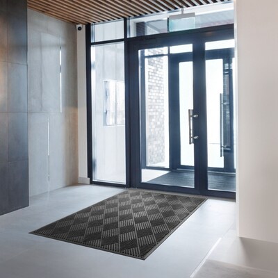 Coastwide Professional™ Commercial Wiper/Scraper Floor Mat, 4' x 6', Black (CW23070)