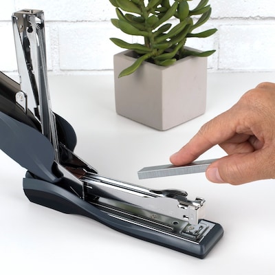 Swingline Optima 25 Reduced-Effort Desktop Stapler, 25-Sheet Capacity, Black (66424)