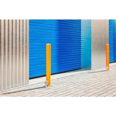 Global Industrial Removable Bollard w/ Flush Mount Sleeve, 4D x 36H (670517)
