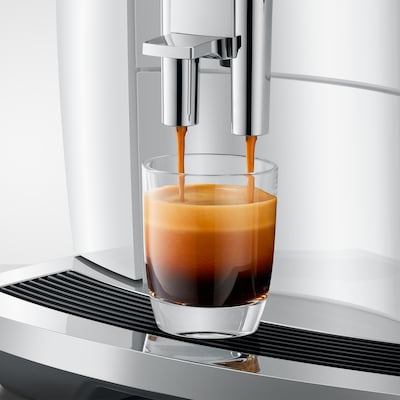 JURA E4 2-Cups Coffee & Espresso Machine Combination, Piano White (15560)