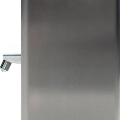 Global Industrial 84"H Outdoor Water Shower, 2 Nozzles, Stainless Steel (670434)
