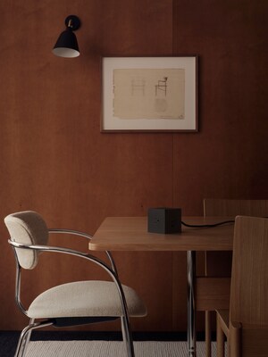 AVOLT Square 1 5.9' 3-Outlet Power Extender with USB-C, Stockholm Black (SQ1-NABC30-18SB)