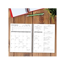 Willow Creek Fitness 8.5 x 11 Monthly Planner, Green  (40331)