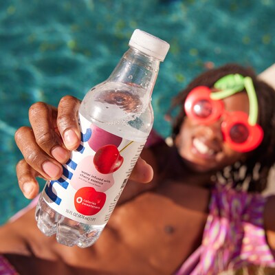 Hint Cherry Flavored Water, 16 oz., 12/Carton (184739001573)