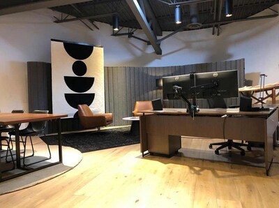Versare VersaPanel Folding Acoustic Panel, 78H x 96W, Black Fabric (DS1724114-1)
