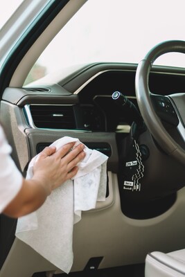 Crocodile Cloth Auto Cleaning Cloths, 15" x 10", 100/Pack (6930-100)