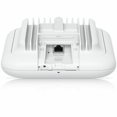 Ubiquiti U7 Pro 802.11be 5700 Mbps Tri-Band PoE WiFi 7 Access Point, White (U7-PRO-OUTDOOR-US)