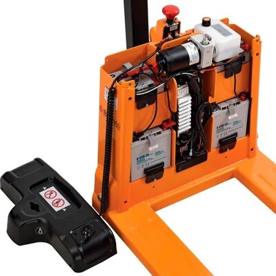 Global Industrial Self-Propelled Electric Pallet Jack, 4000 lb. Capacity, 27"W x 45"L Forks (989069)