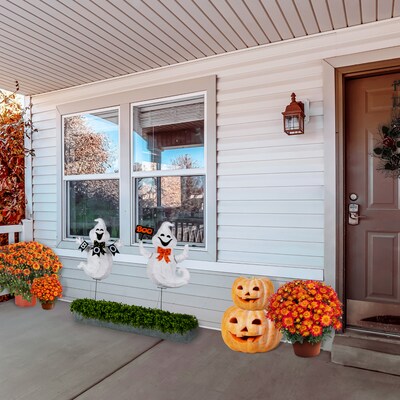 National Tree Company 31 Pre-Lit Ghost with BOO Banner Garden Stake (MZ17-HS21B81-1)